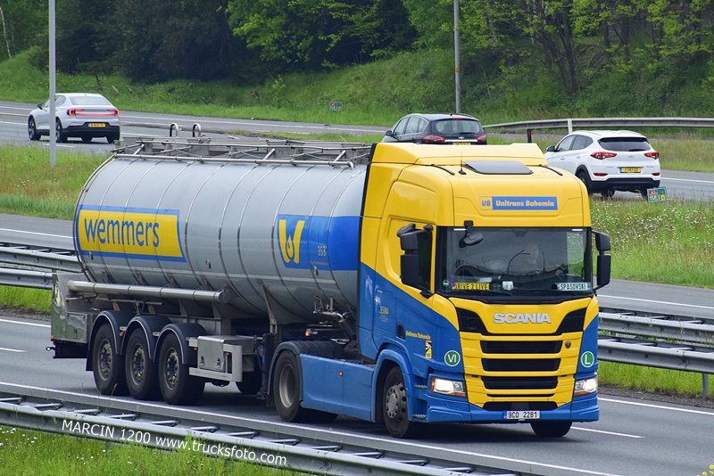 _DSC4030 UB UNITRANS BOHEMIA-crop-SCANIA R NG.JPG