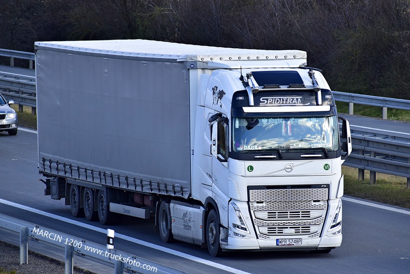 _DSC0587 SPIDITRANS-crop-VOLVO FH5.JPG