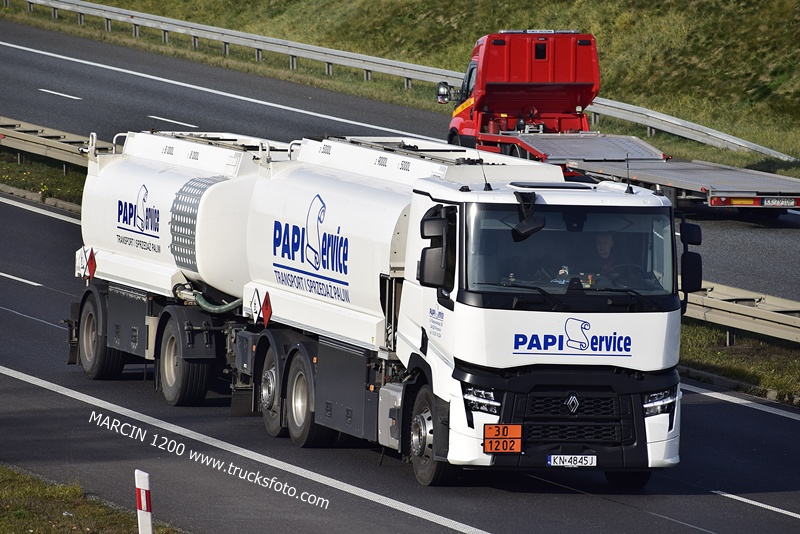 _DSC4445 Papi Service-crop-RENAULT RANGE-T EVO.JPG