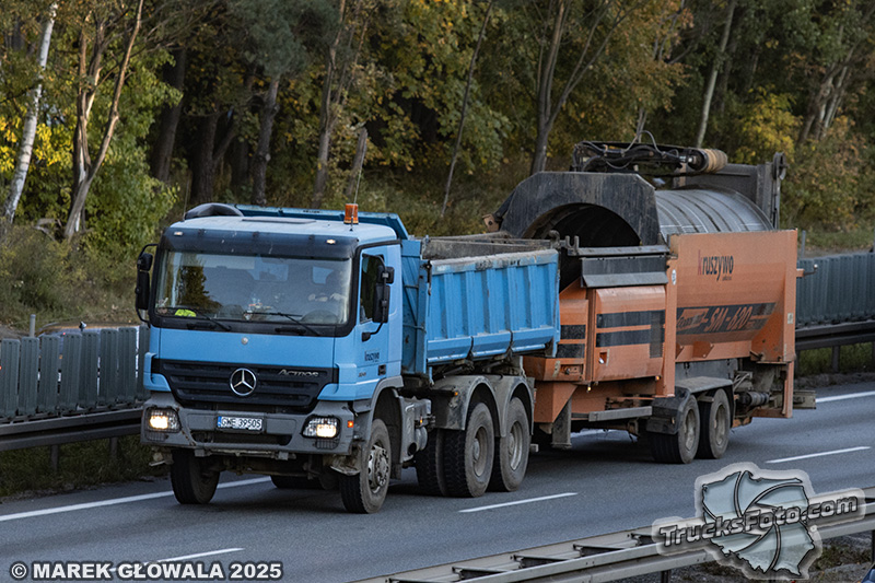 Mercedes-Benz Actros MP2 - Kruszywo - Doppstadt SM620.jpg