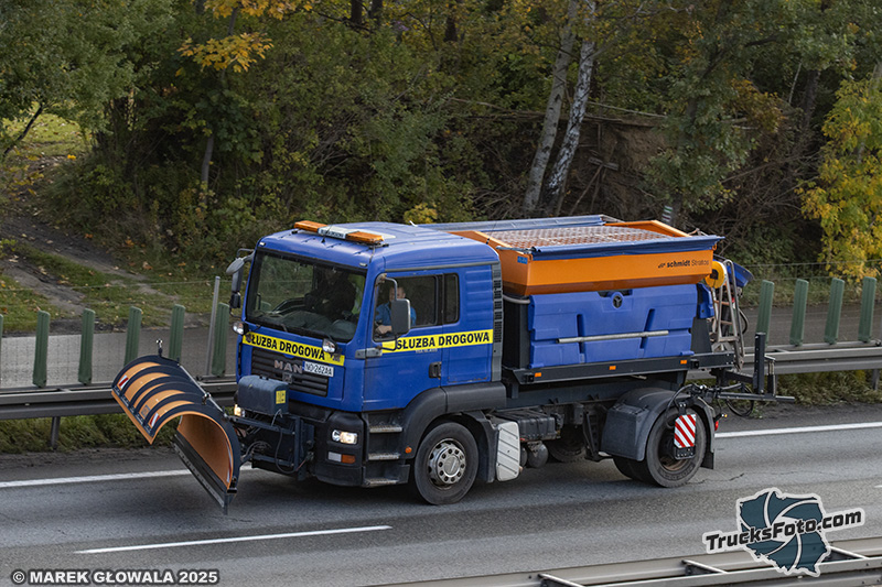 MAN TGA pługopiaskarka.jpg