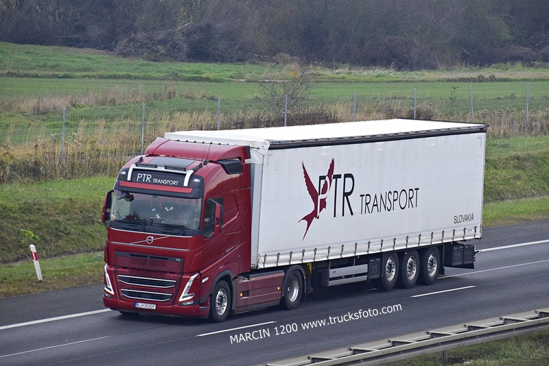 _DSC5192 PTR TRANSPORT-crop-VOLVO FH5.JPG