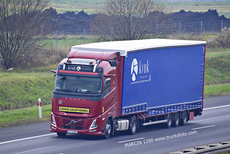 _DSC5236 KRUK-crop-VOLVO FH AERO.JPG