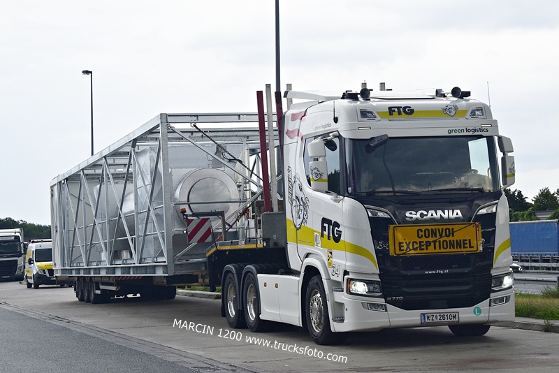 _DSC7923 FTG-crop-SCANIA R770 NG V8.JPG