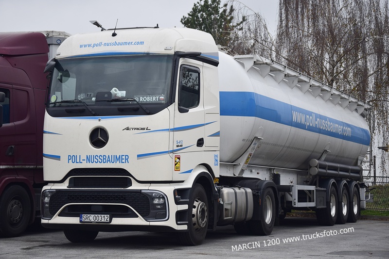 _DSC4672 POLL-NUSSBAUMER-crop-ActrosL ProCabin.JPG