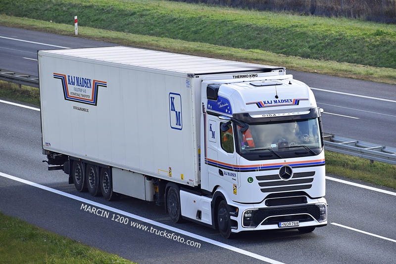 _DSC5598-crop-KAJ MADSEN - ActrosL ProCabin.JPG