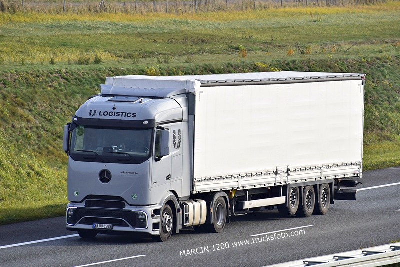 _DSC4212 U LOGISTICS TR-crop-ActrosL ProCabin.JPG