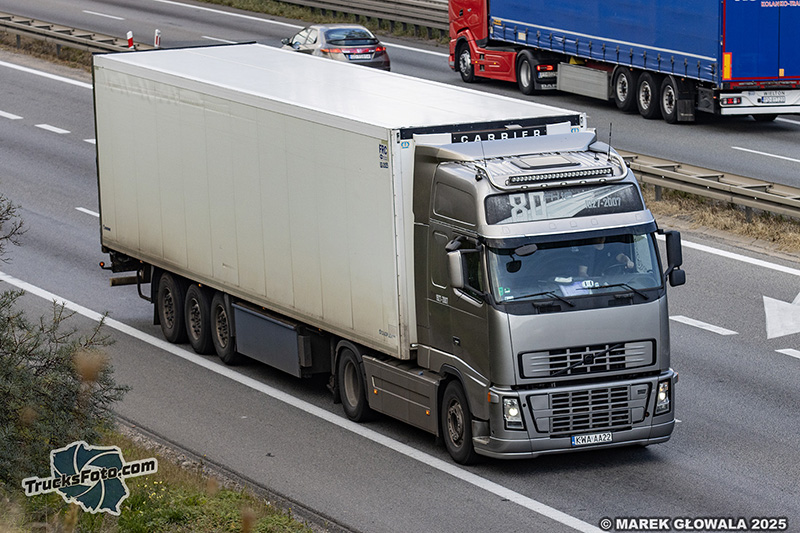 Volvo FH2 - 80th.jpg