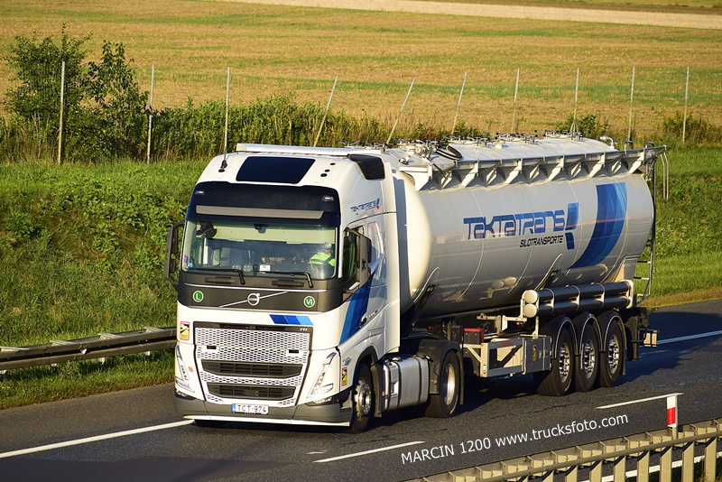 _DSC6733 Taktatrans-crop-VOLVO FH5.JPG