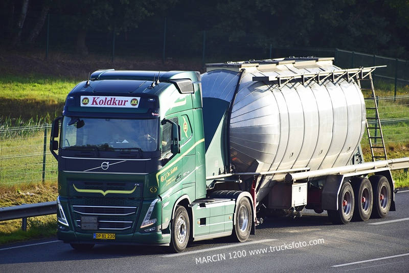 _DSC8319 KOLDKUR-crop-VOLVO FH5.JPG