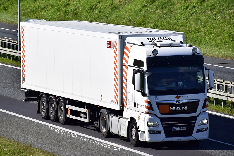 _DSC6802 ANTONISEN-crop-MAN TGX.JPG