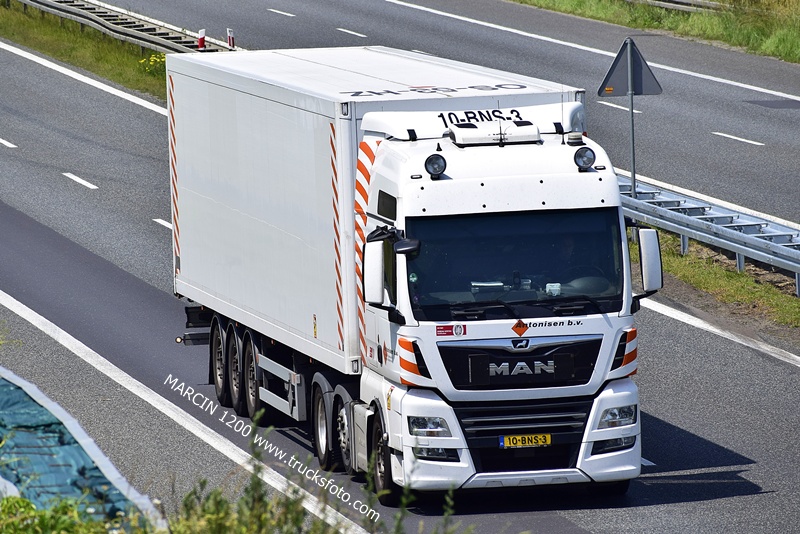 ANTONISEN (2)-crop-MAN TGX.JPG