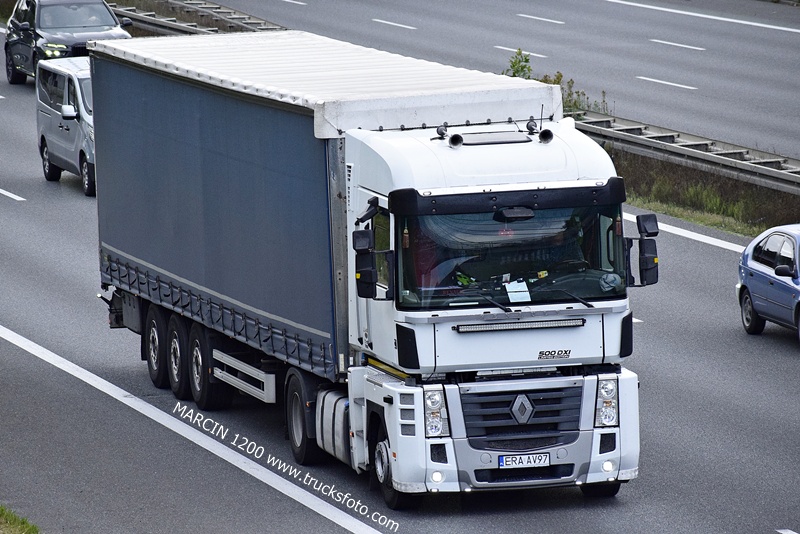 _DSC1970 MAGNUM-crop----.JPG