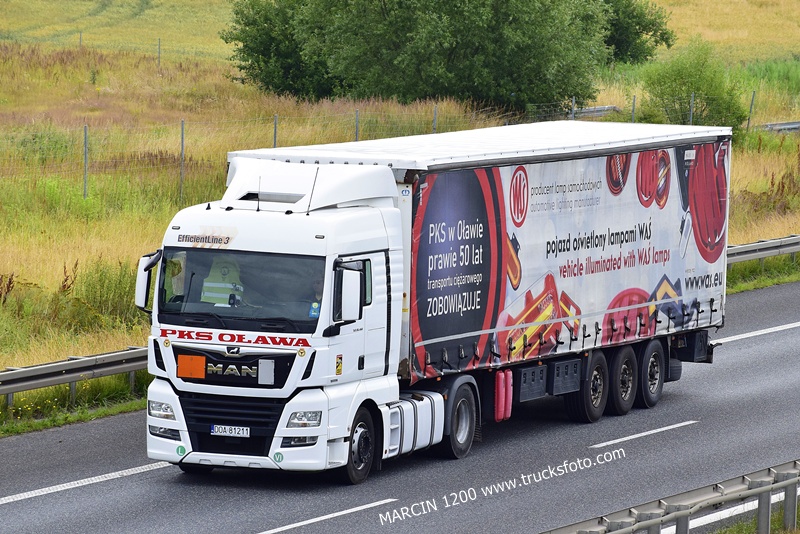 PKS OŁAWA (2)-crop-MAN TGX.JPG