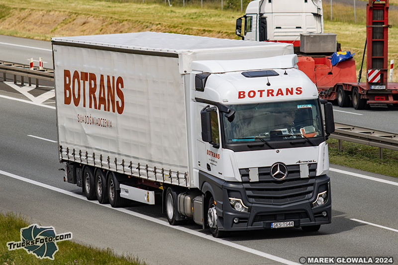 Mercedes-Benz Actros L - Botrans.jpg