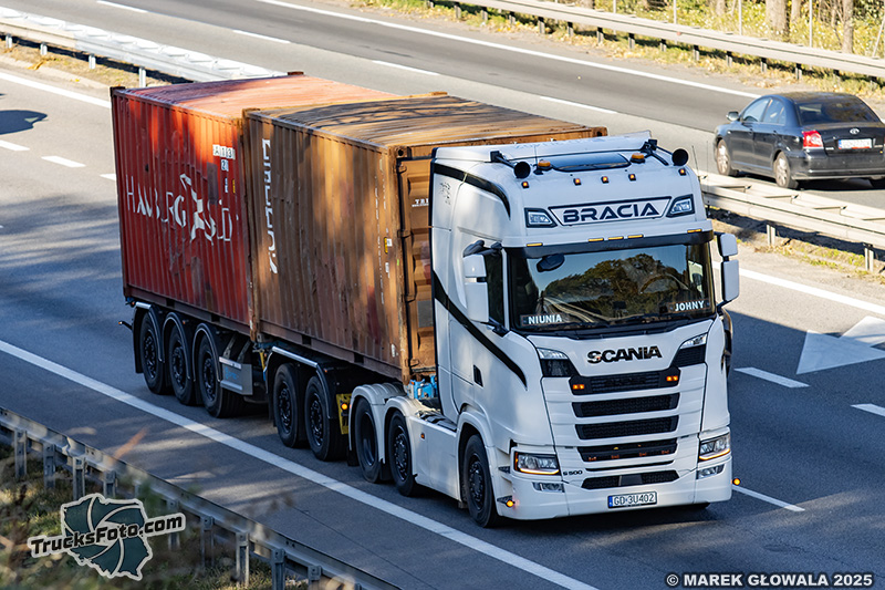 Scania S500 - Bracia.jpg