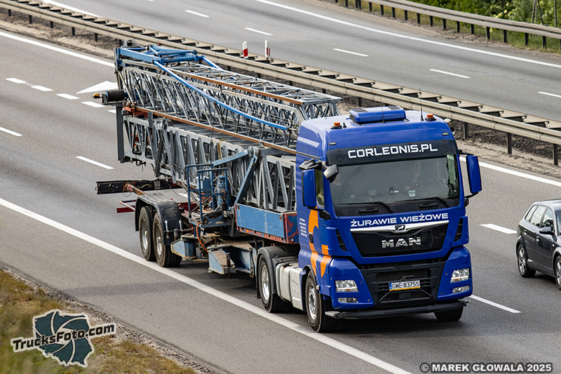MAN TGX Corleonis żurawie wieżowe.jpg
