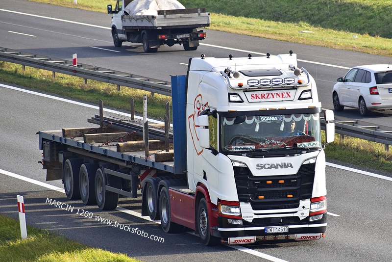 _DSC5735 SKRZYNEX-crop-SCANIA R520 V8 NG.JPG