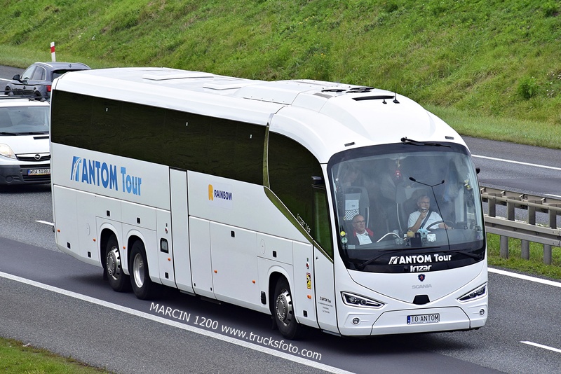 _DSC3252 AUTOBUS IRIZAR SCANIA-crop-ANTOM TOUR.JPG