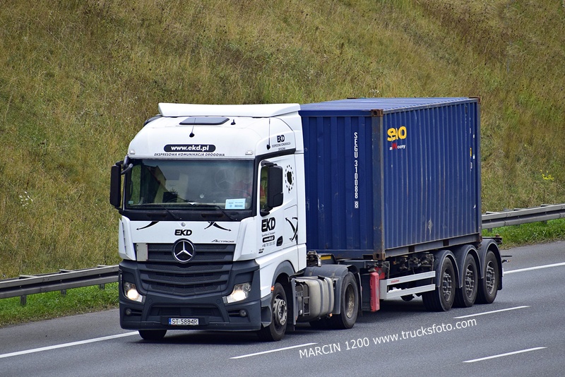 _DSC6927 EKD-crop-ACTROS MP4.JPG