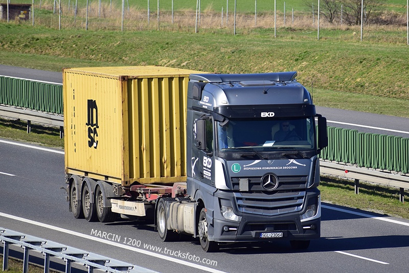_DSC00011 (120) EKD-crop-ACTROS MP4.JPG
