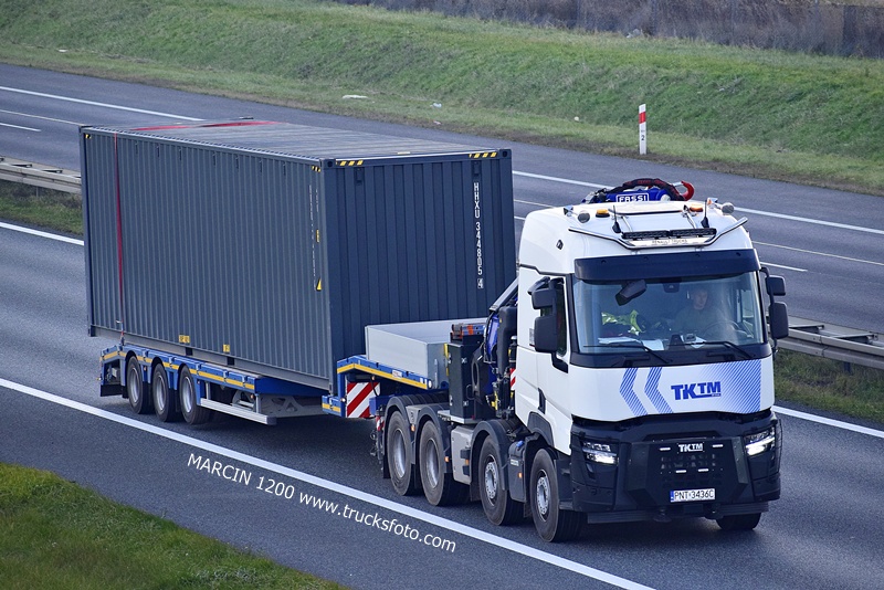 _DSC5628 TKTM-crop-RENAULT C520 8X4.JPG