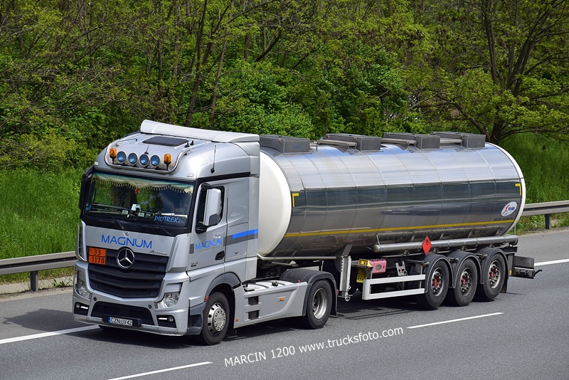 _DSC7166 MAGNUM-crop-ACTROS MP4.JPG