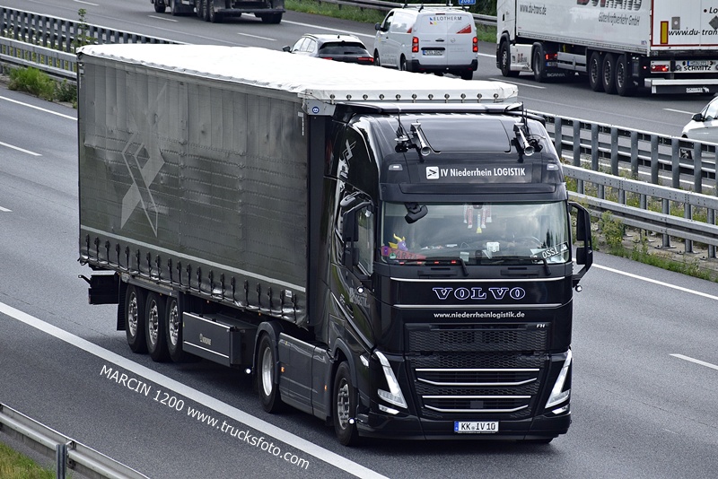 _DSC7789 NIEDERRHEIN LOGISTIK-crop-VOLVO FH5.JPG