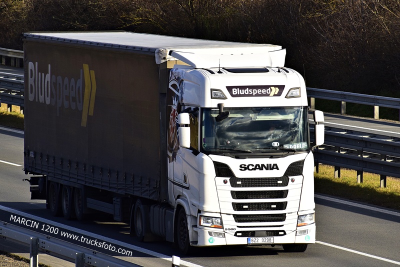 _DSC0565 BLUD SPEED-crop-SCANIA S500.JPG