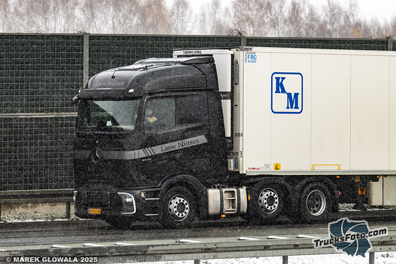 Mercedes-Benz Actros Procabin Lasse Iwersen.jpg