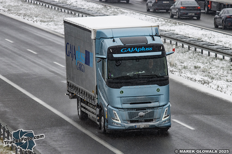 Volvo FH Aero - Gaja Pluss Cargo.jpg