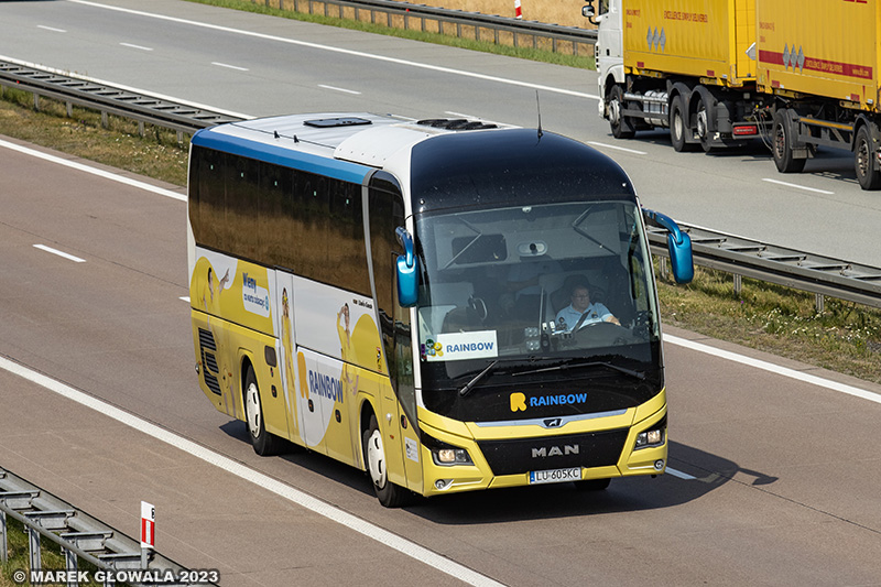 MAN RHC424 Lion`s Coach - Pieczykolan Rainbow.jpg