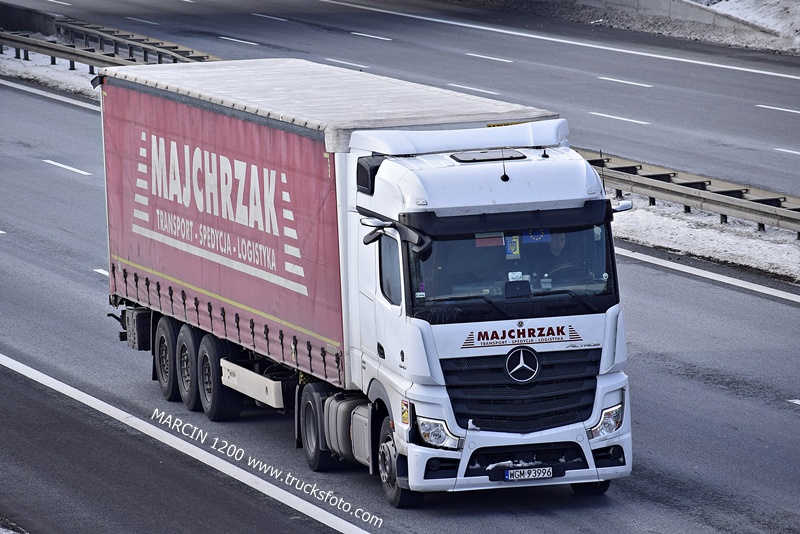 _DSC00011 (2586) MAJCHRZAK-crop-ACTROS MP5.JPG