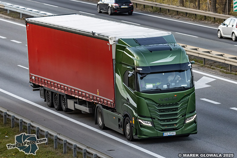 Iveco S-Way my24.jpg