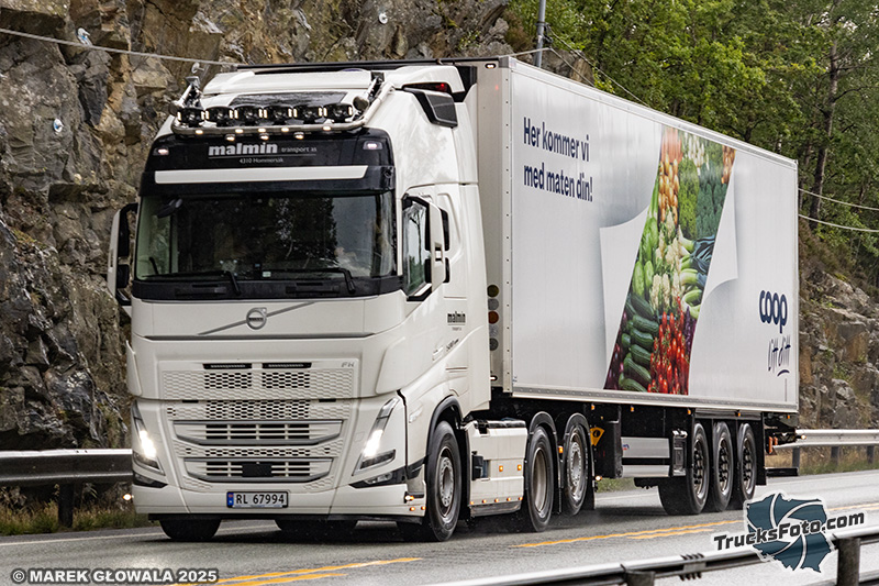 Volvo FH - Malmin Transport.jpg