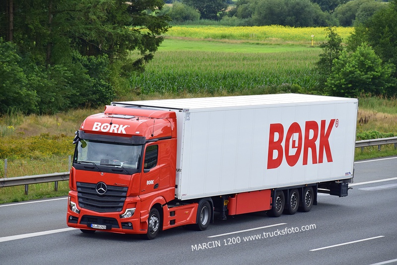 _DSC9462 BORK-crop-ACTROS MP5.JPG
