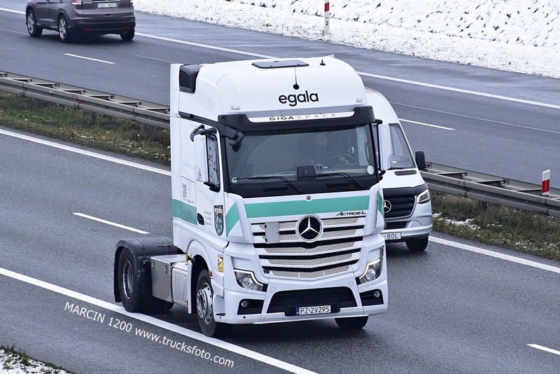 _DSC5920 EGALA-crop-ActrosL MP5.JPG