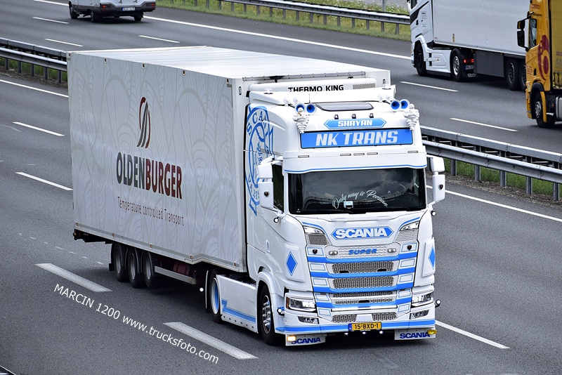 _DSC8926 NK TRANS-crop-SCANIA S.JPG