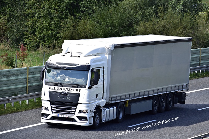_DSC6598 P&L TRANSPORT-crop-MAN TGX II.JPG