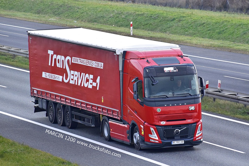 _DSC5497 TRANS SERVICE-1-crop-VOLVO FH AERO.JPG