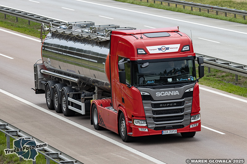 Scania 460R - Transport Adamczyk.jpg