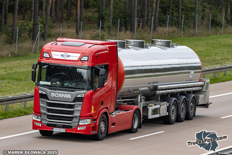 Scania 460R Adamczyk.jpg