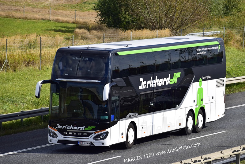 _DSC2323 AUTOBUS JR.RICHARD SETRA-crop-----3.JPG