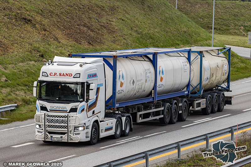 Scania 560R Super - C.P.Sand.jpg