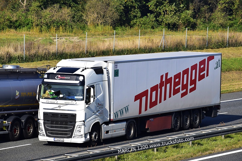 _DSC0737 TRANSMAR-crop-VOLVO FH4.JPG