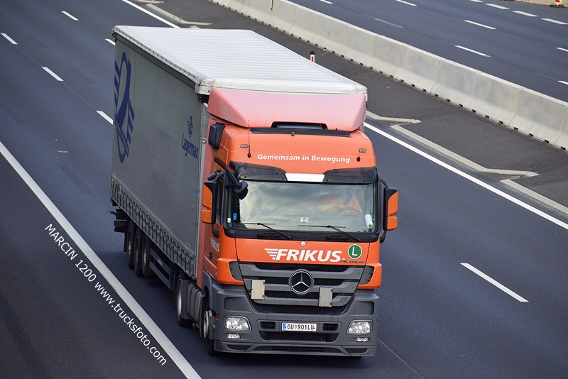 _DSC8084 FRIKUS-crop-ACTROS MP3.JPG
