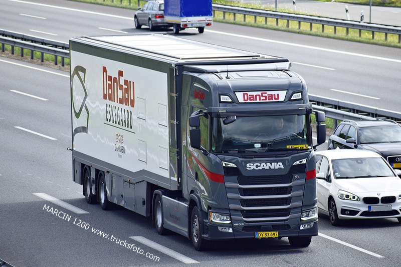 _DSC8792 DANSAU-crop-SCANIA S460.JPG