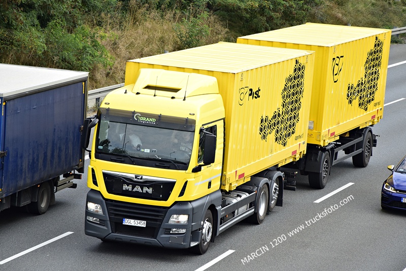 _DSC3180 GRAND-crop-MAN TGX.JPG