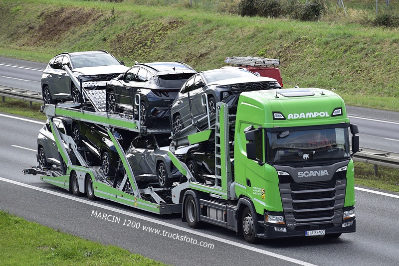 _DSC2140 ADAMPOL-crop-SCANIA S420.JPG