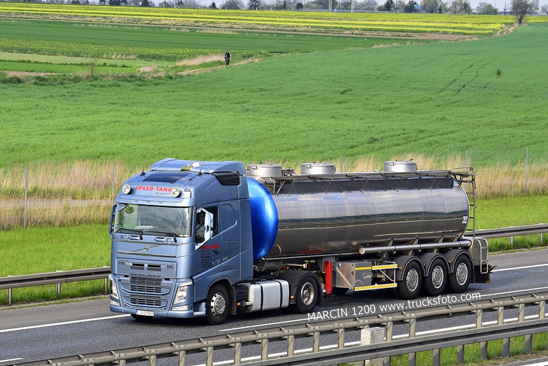 _DSC5163 SPEED-TANK-crop-VOLVO FH4.JPG